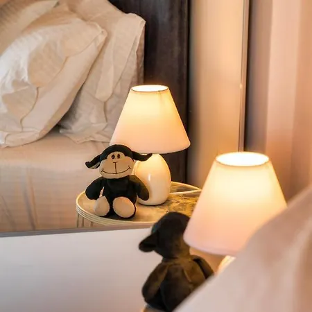 Ephantasy Living - Luxury With Roof Garden *